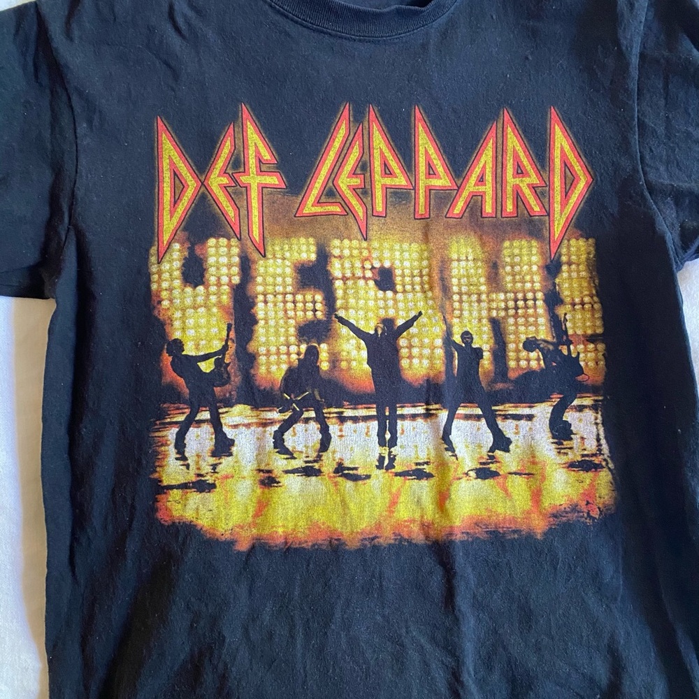 Def Leppard Vintage Tour Shirt